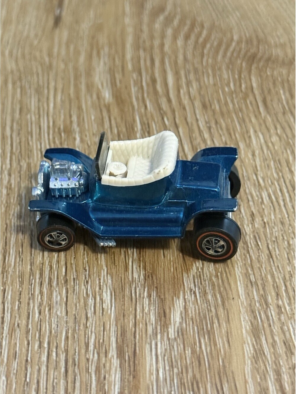 HOT WHEELS REDLINE ORIGINAL 1968 HOT HEAP AQUA BLUE & TAN INTERIOR